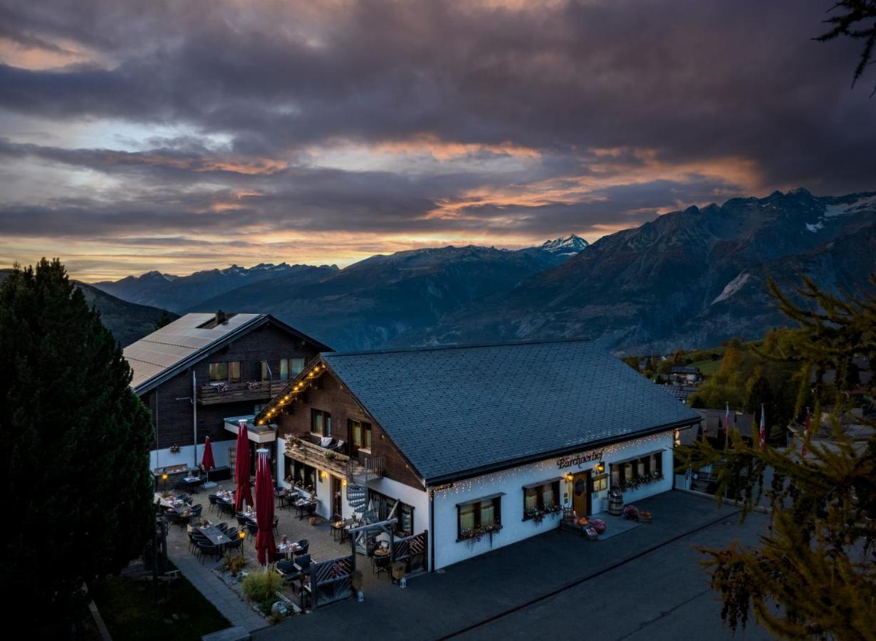 Hotel Restaurant Buerchnerhof Бюрхен Экстерьер фото