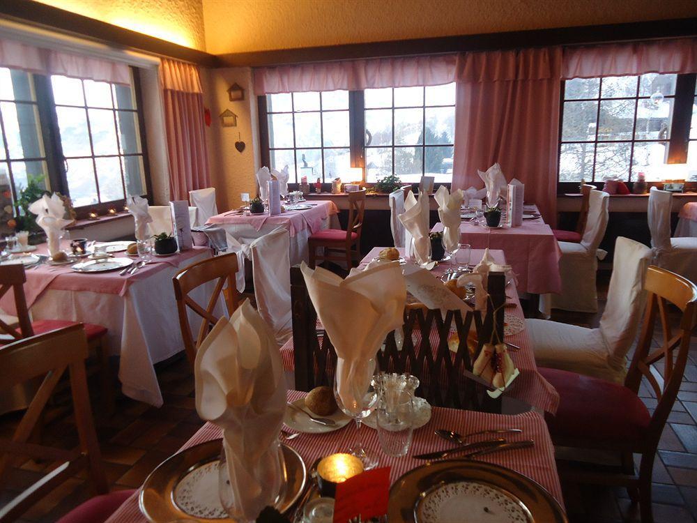 Hotel Restaurant Buerchnerhof Бюрхен Экстерьер фото